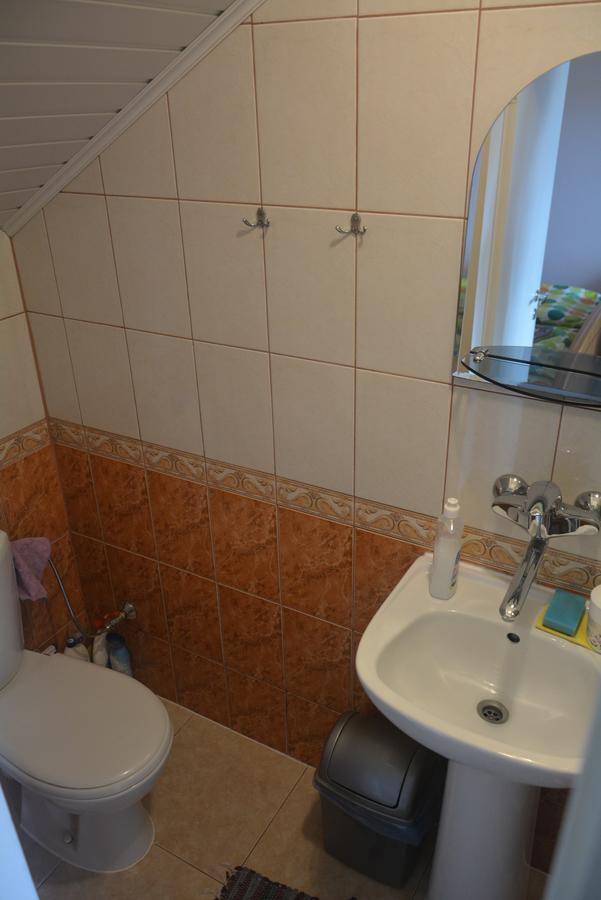 Guesthouse "Nakvyne Pas Zveja" Purvynes Street Nida Kültér fotó