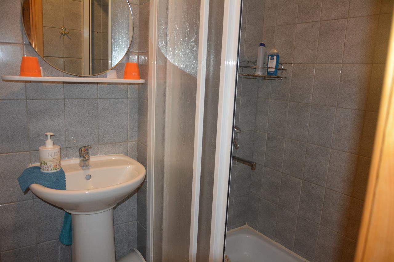 Guesthouse "Nakvyne Pas Zveja" Purvynes Street Nida Kültér fotó